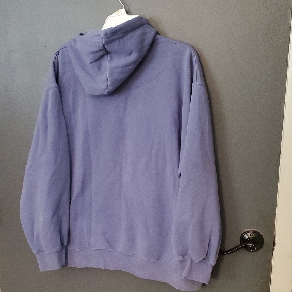 Cabela's Blue/Lavender Sweatshirt for Cozy Comfort - Picture 4 of 4